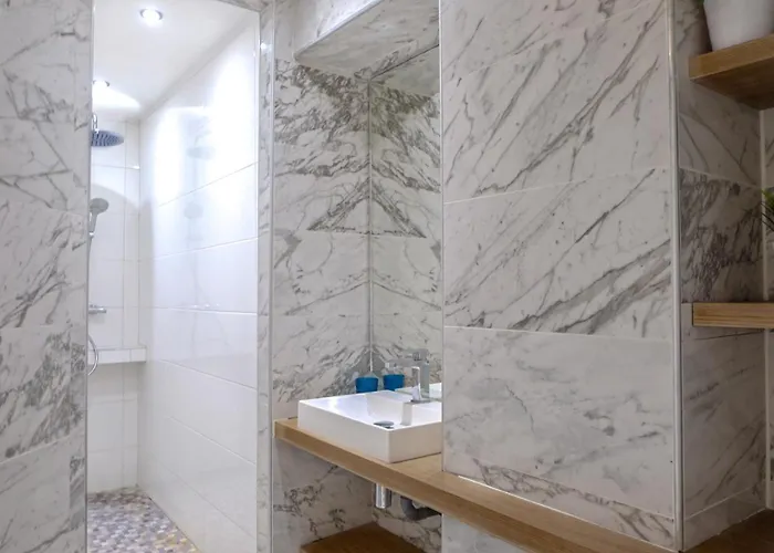 Magnifique Avec Terrasse, Parking Et Vue Sur L'ocean Pour 6 *